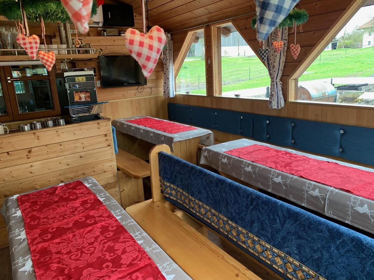 Ferienwohnung Am Ponyhof Altötting Екстериор снимка