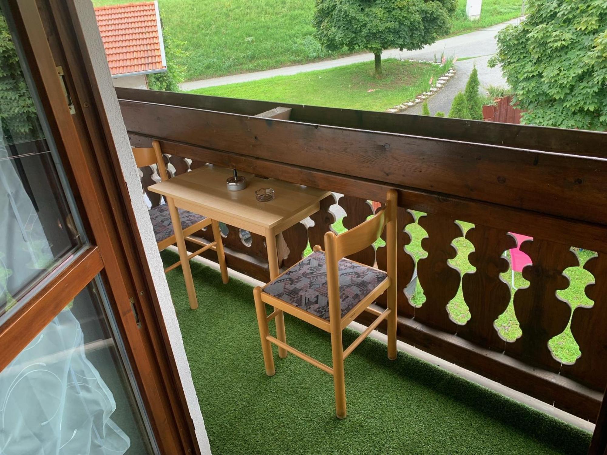 Ferienwohnung Am Ponyhof Altötting Екстериор снимка